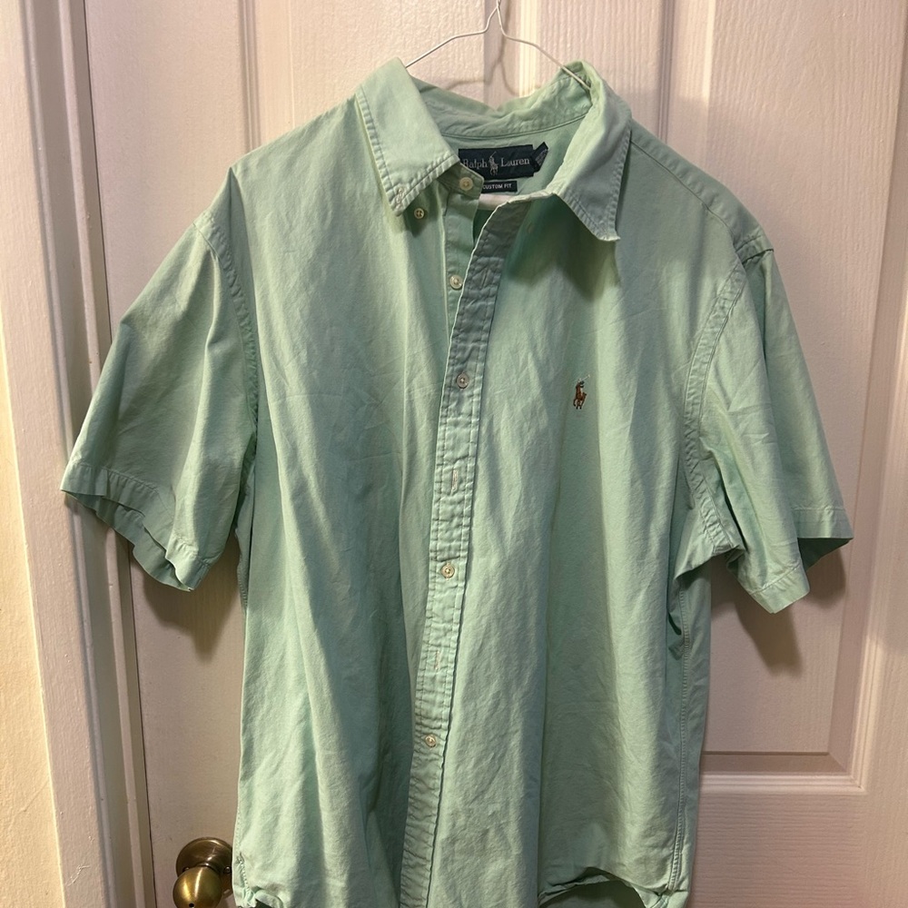 Ralph Lauren button down men’s shirt, short sleeve.